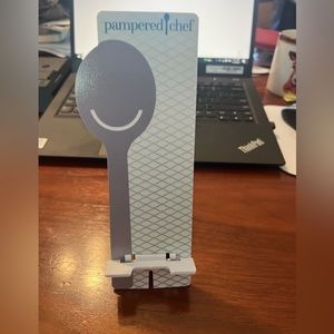 Pampered Chef Phone holder